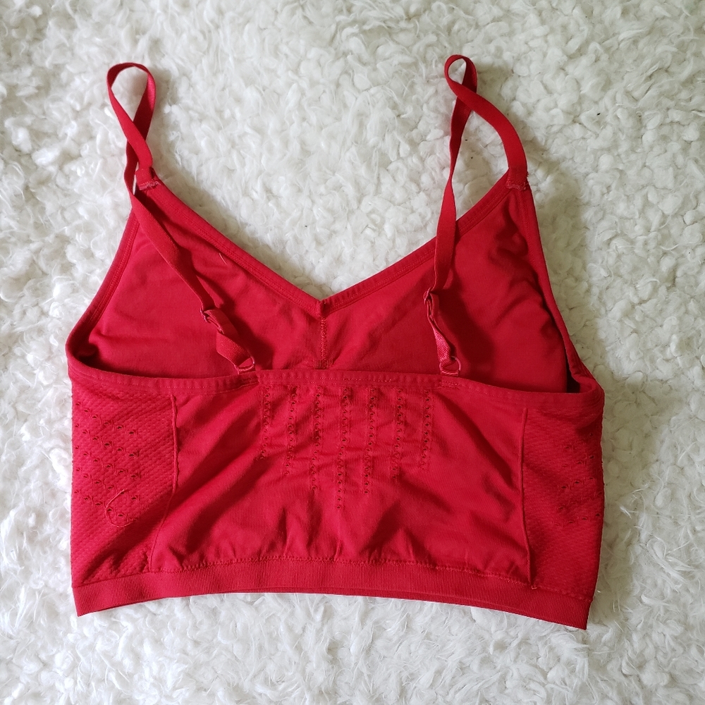 🌻 fabletics • sync sports bra - Picture 5 of 10